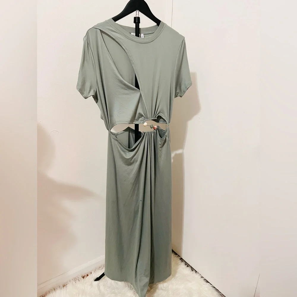 Sage Green Cutout Twist Maxi Dress - Picture 3 of 5